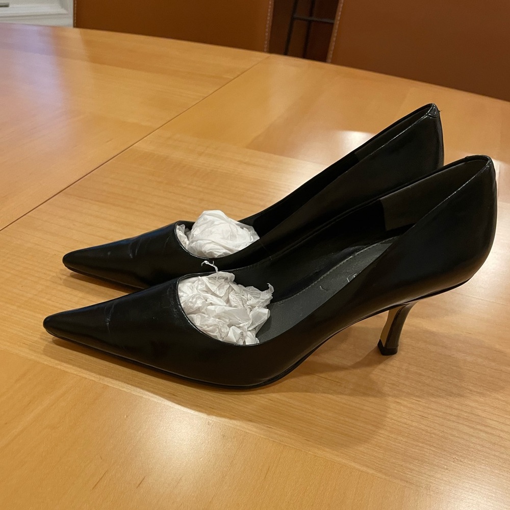Black leather woman size 5.5